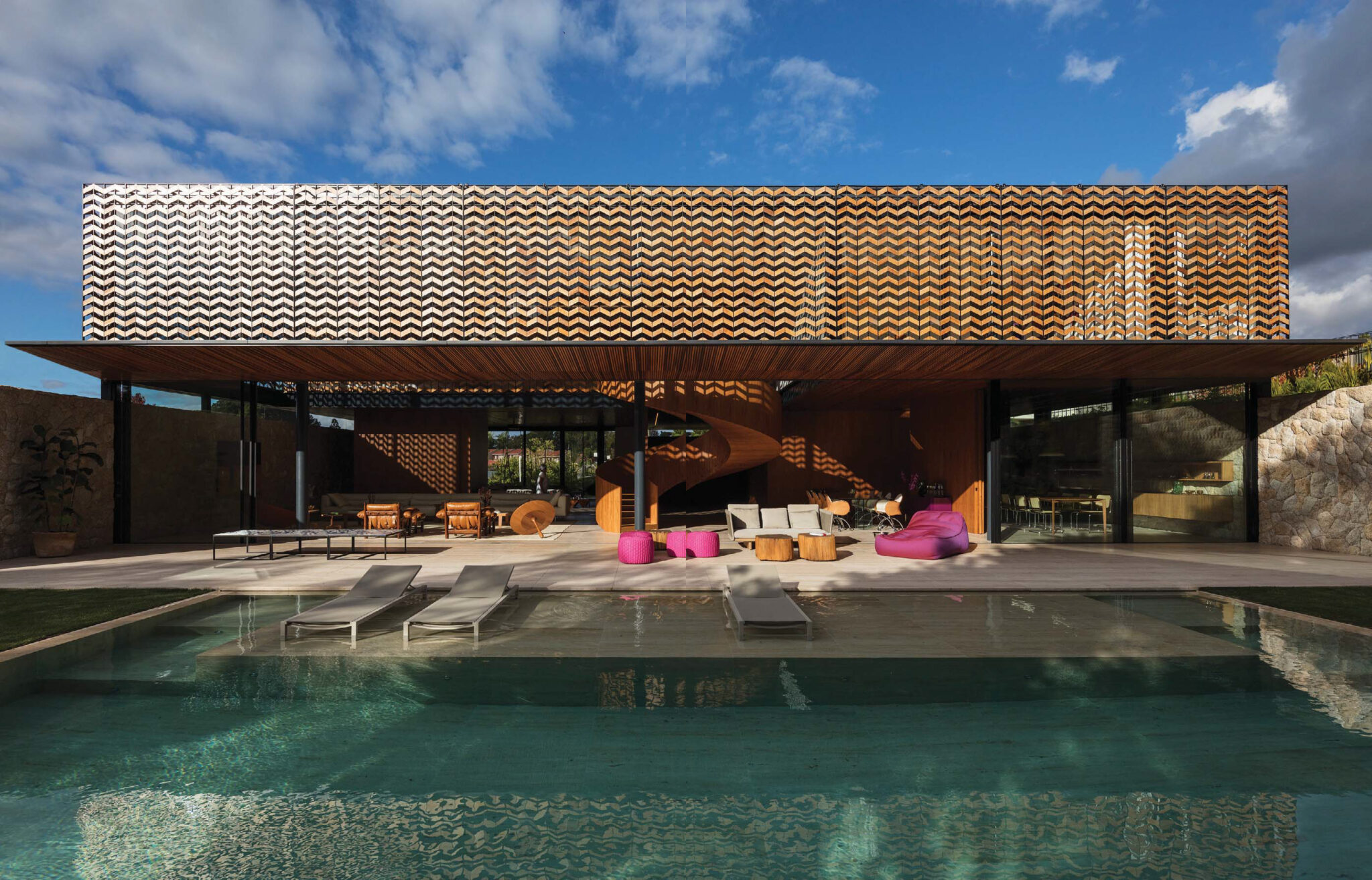 house silva naslovna