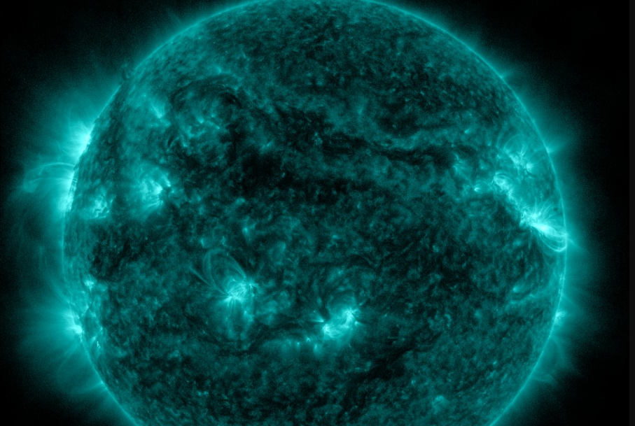 erupcija koronalne mase